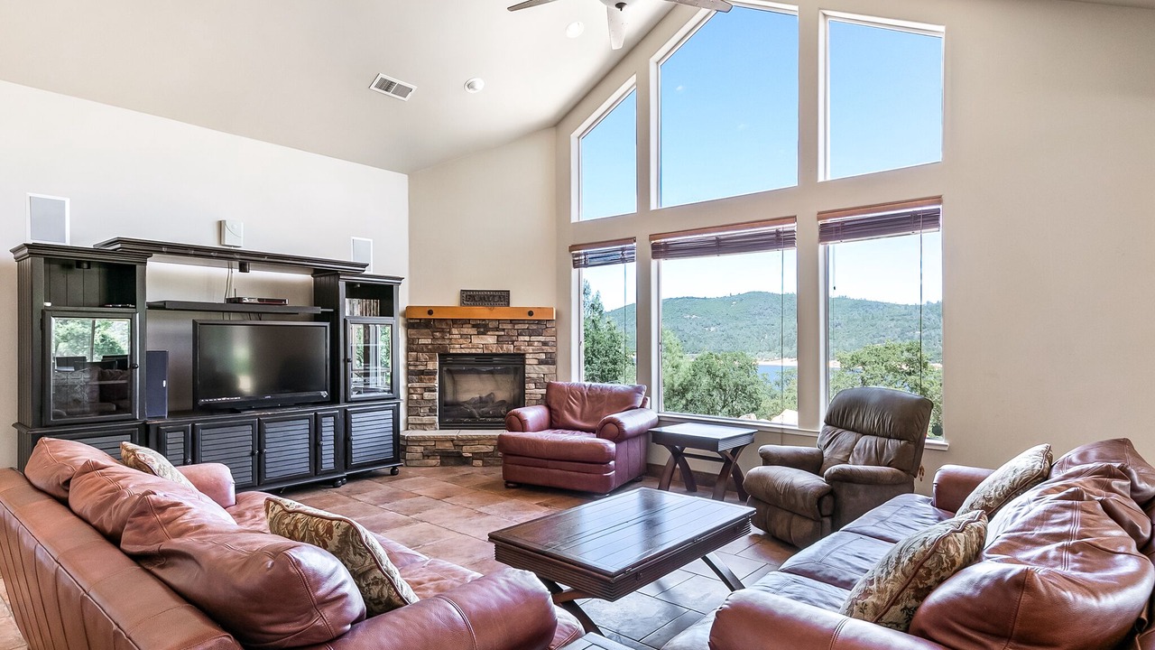 Photo of Livingroom in Browns Valley