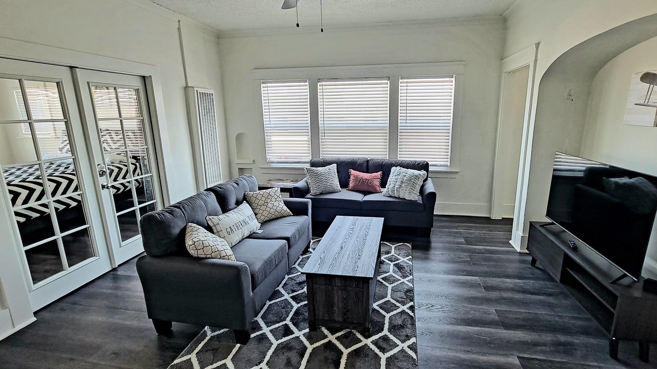 Photo of Livingroom in Park Mesa Heights