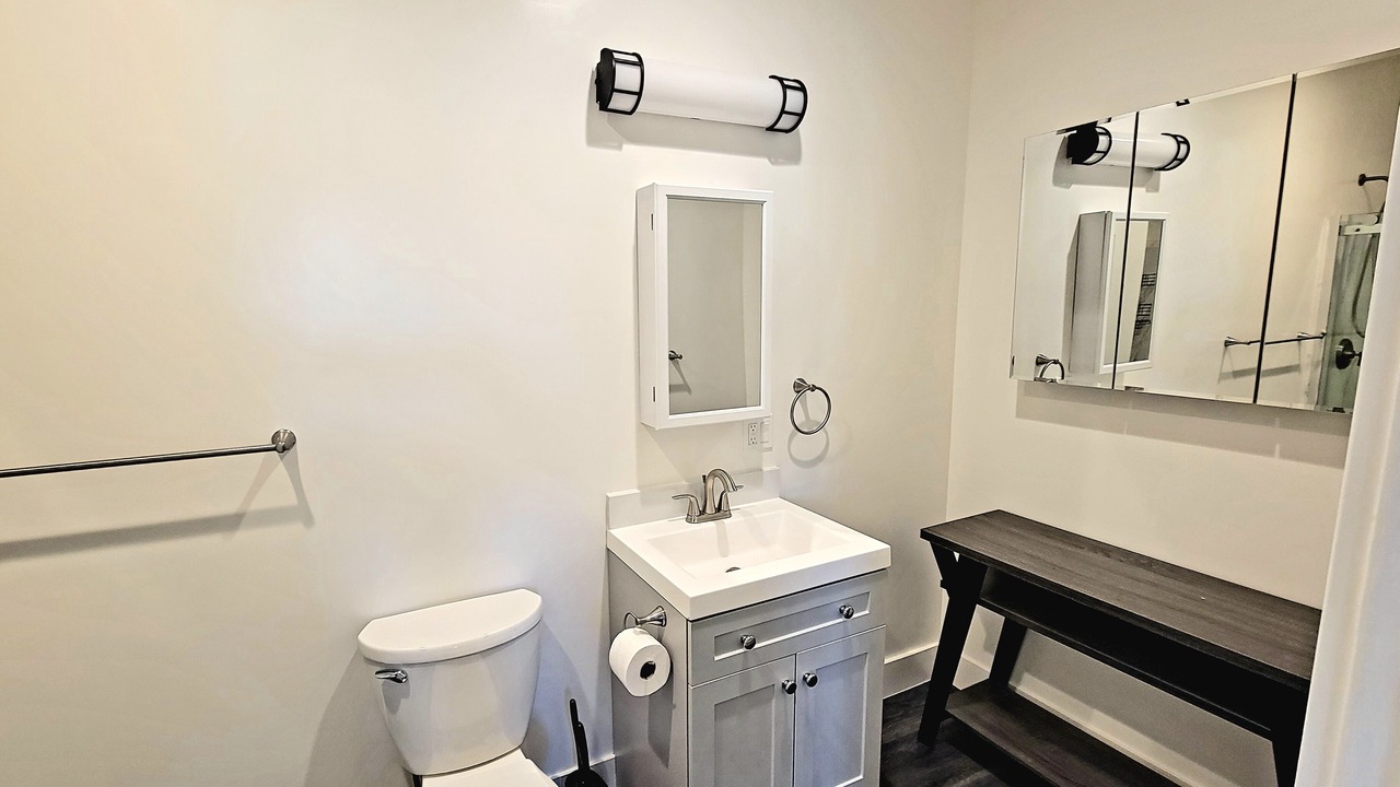 Photo of Bathroom in Park Mesa Heights