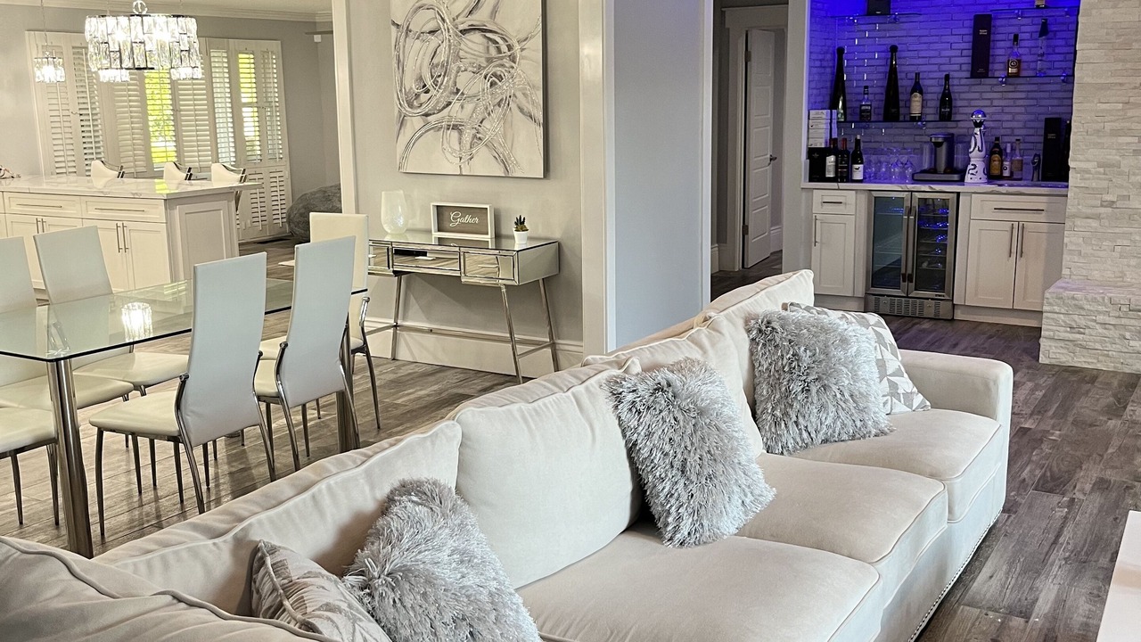 Photo of Livingroom in Roosevelt