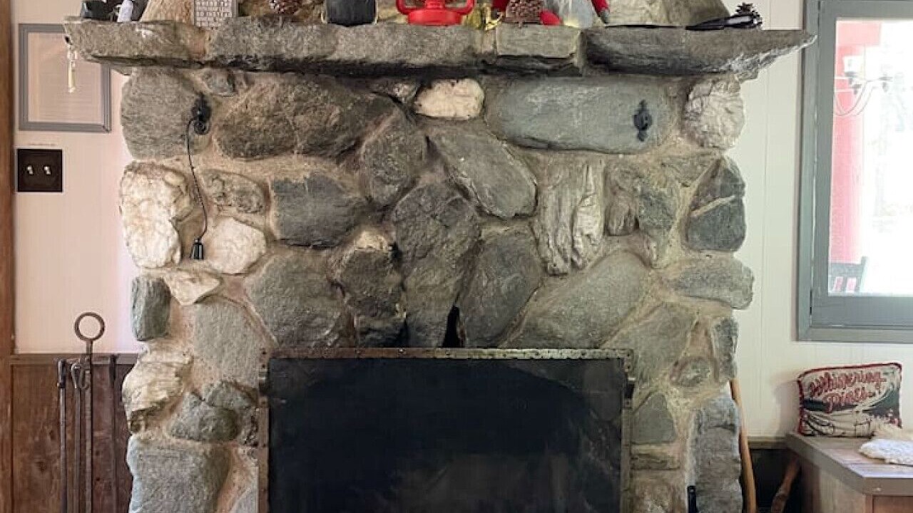 Photo of Livingroom in Wrightwood