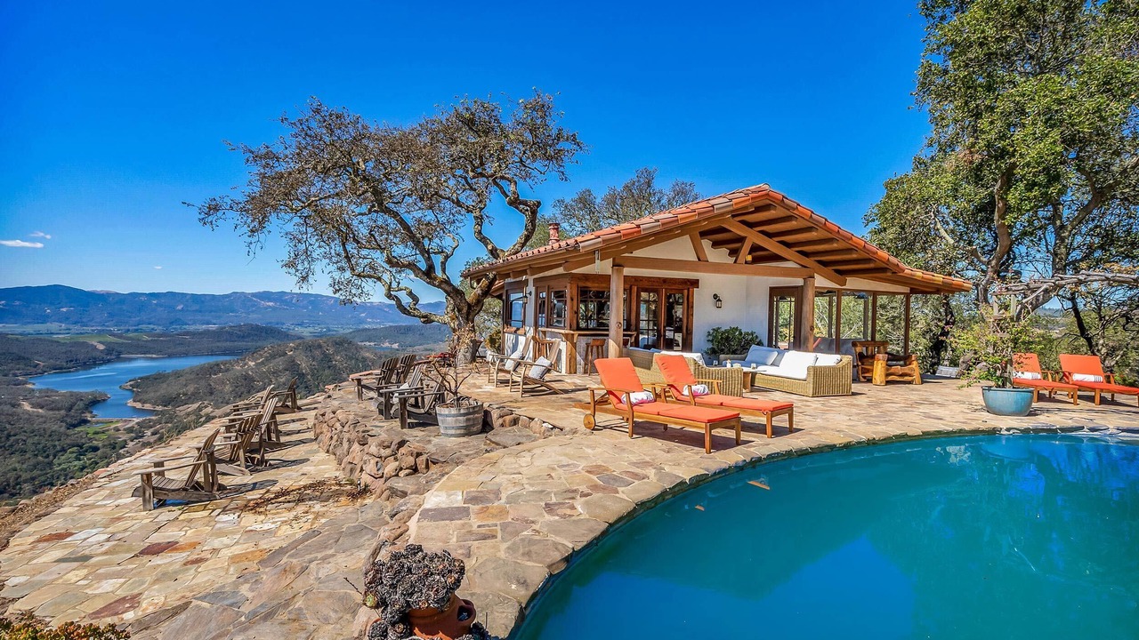 Photo of Outdoor in St. Helena