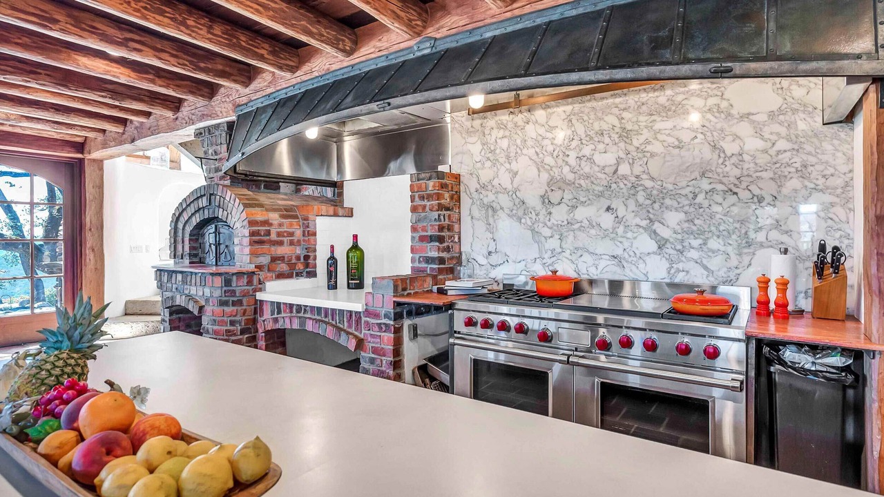 Photo of Kitchen in St. Helena