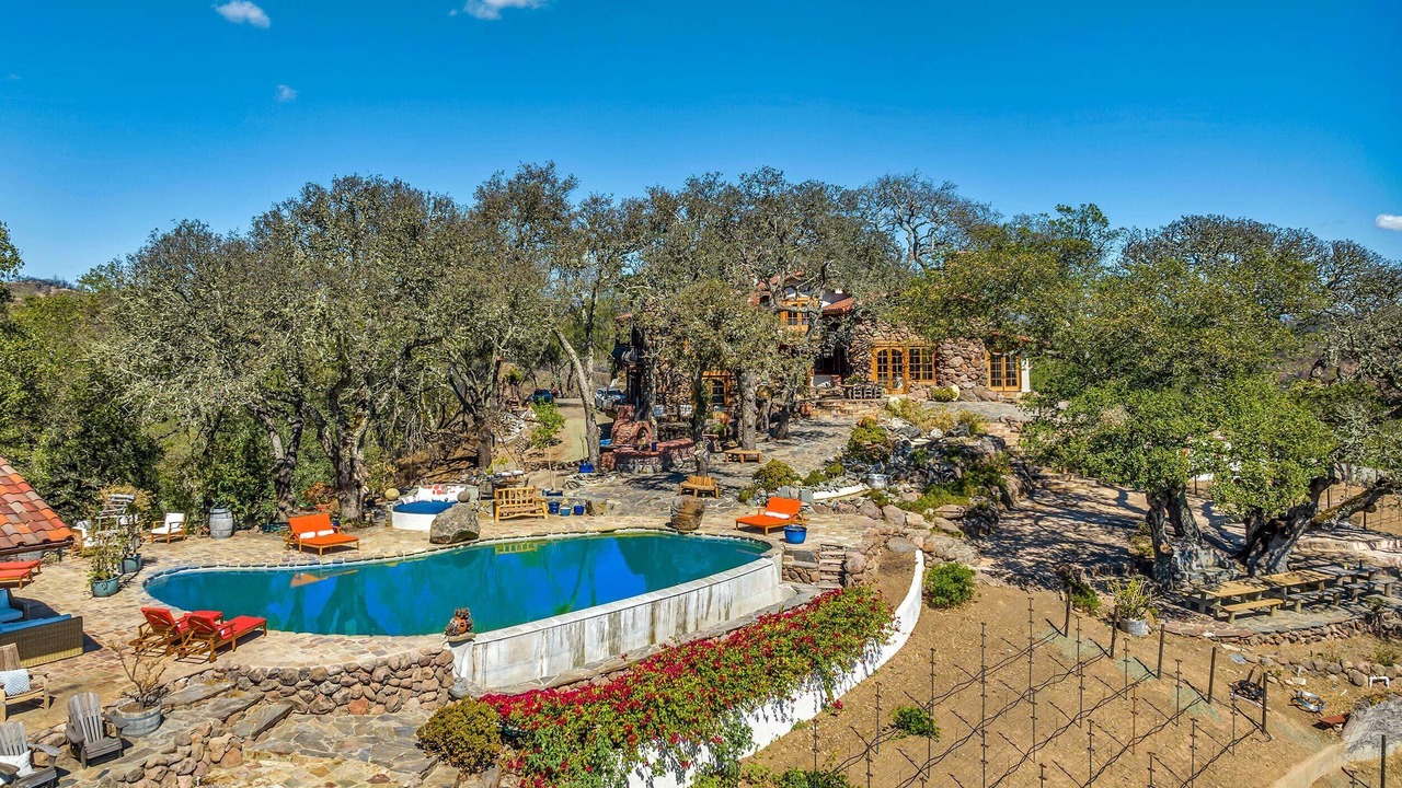 Photo of Outdoor in St. Helena