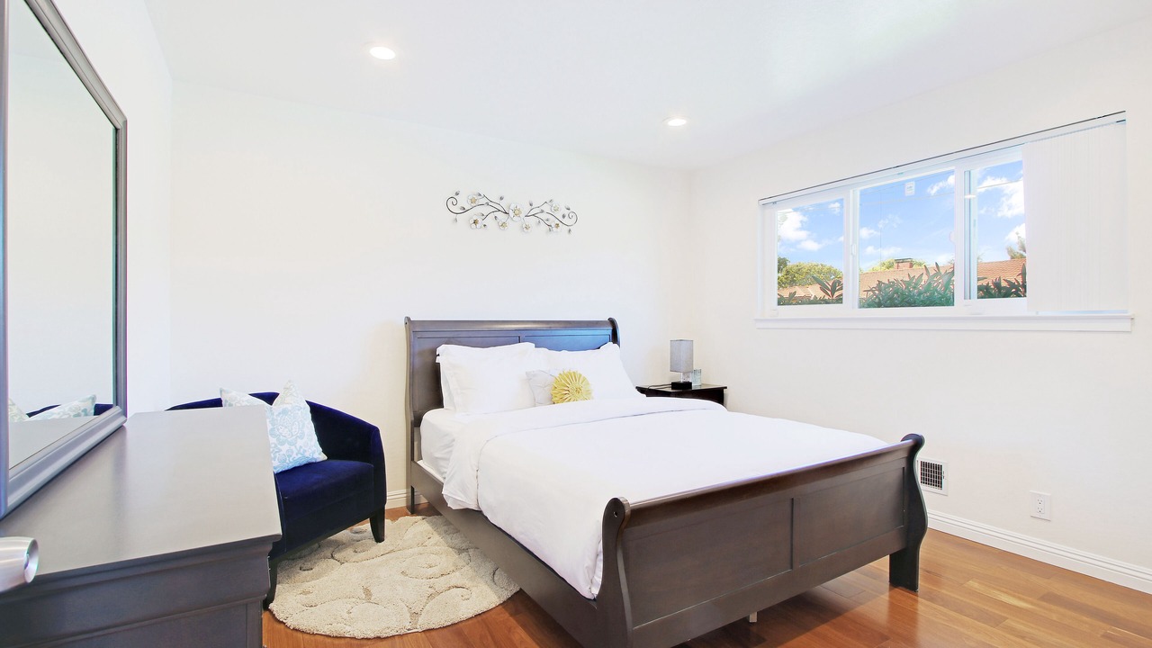 Photo of Bedroom in Cambrian Community