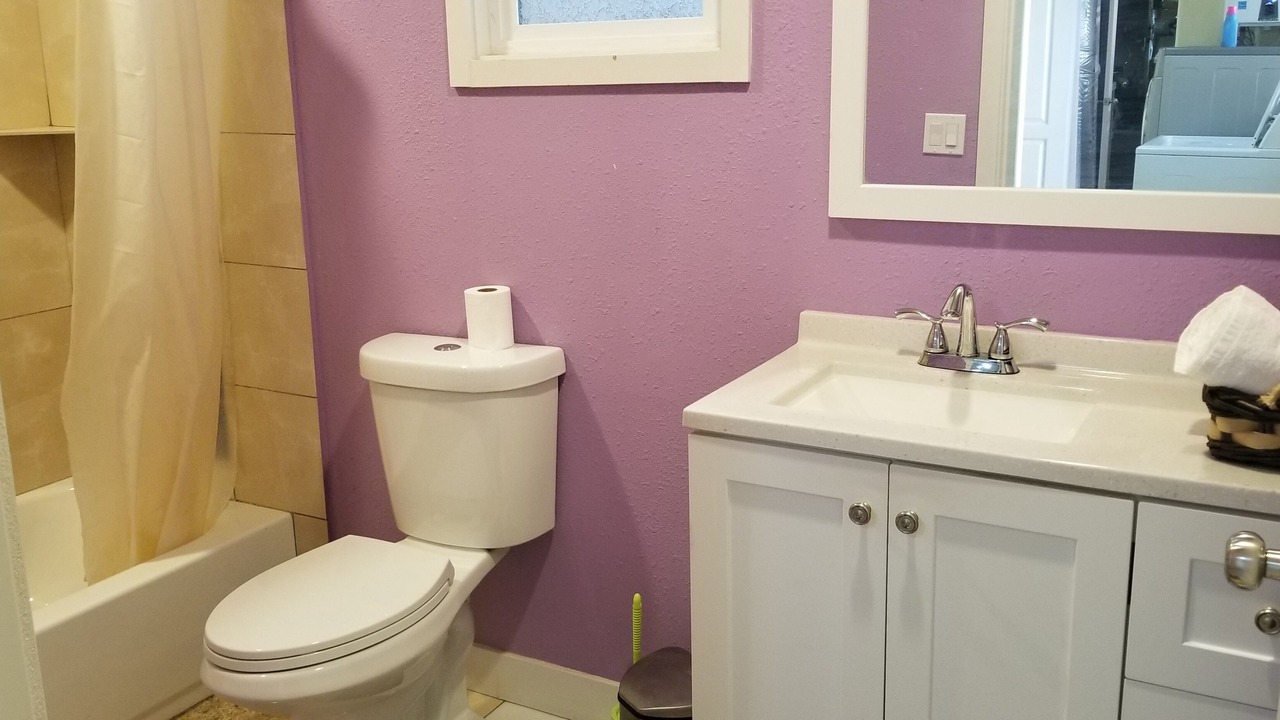 Photo of Bathroom in El Cerrito