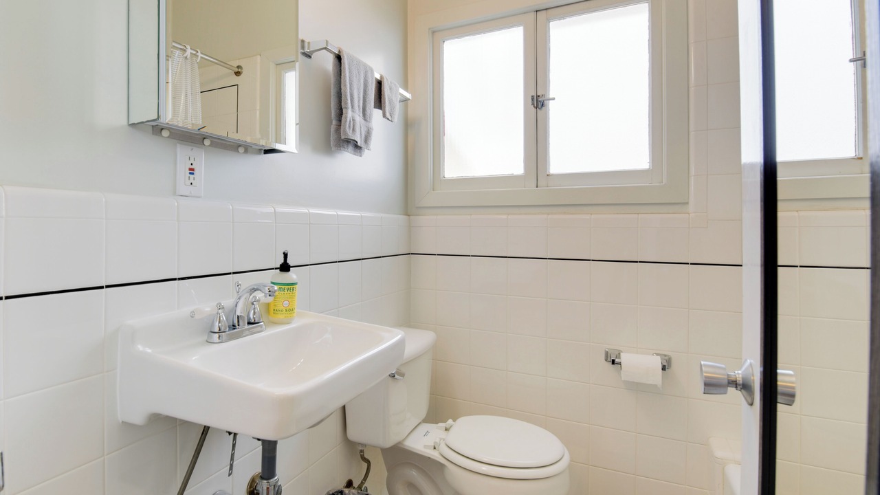 Photo of Bathroom in Dolores Heights