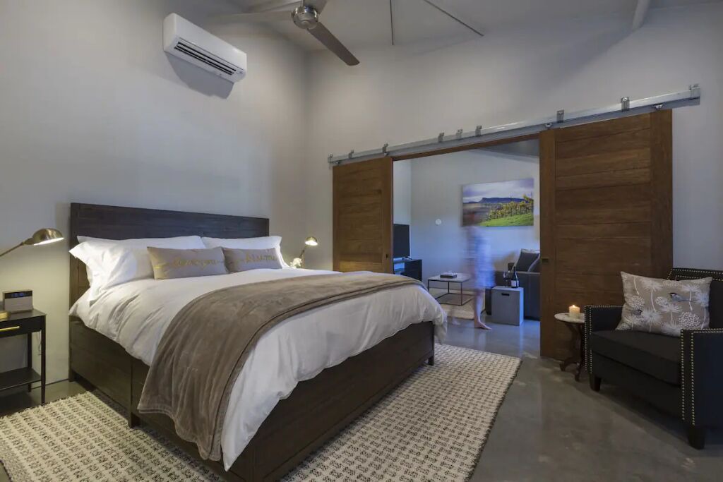 Photo of Bedroom in Clear Lake