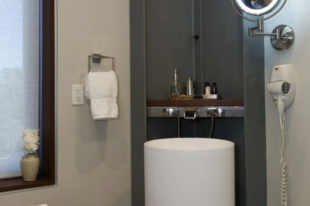 Photo of Bathroom in Clear Lake
