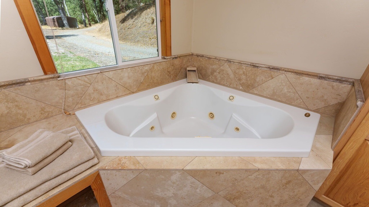 Photo of Bathroom in Ahwahnee