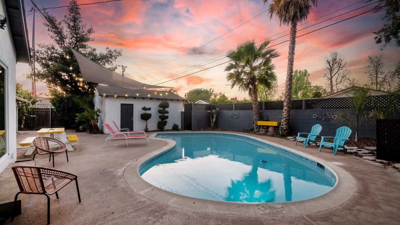 Photo of Outdoor in North Hills West