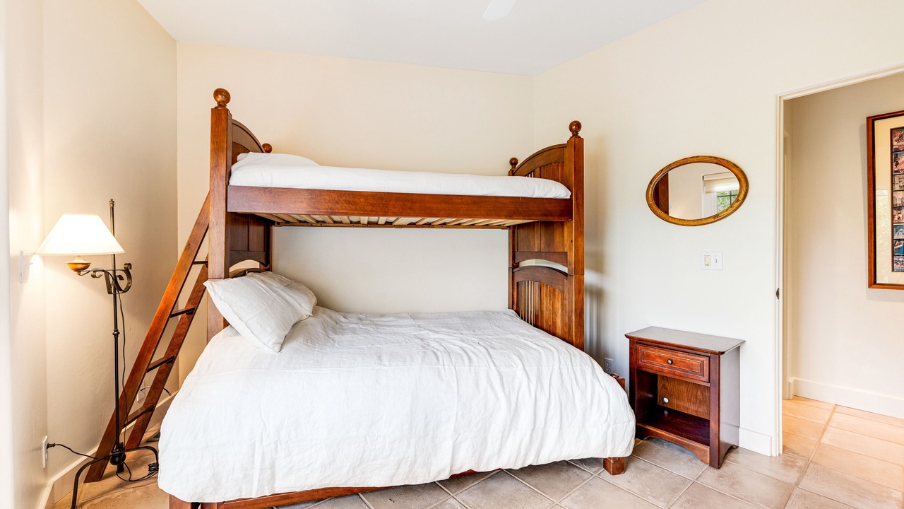 Photo of Bedroom in Kenwood