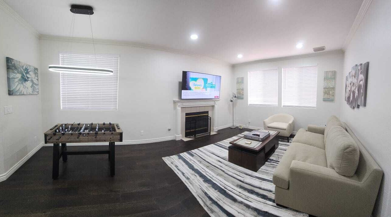 Photo of Livingroom in Miramar Ranch North