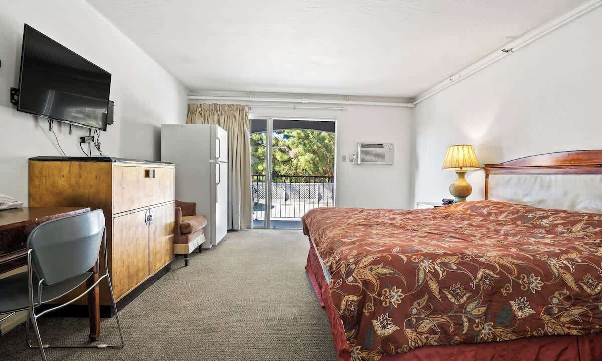 Photo of Bedroom in Fremont