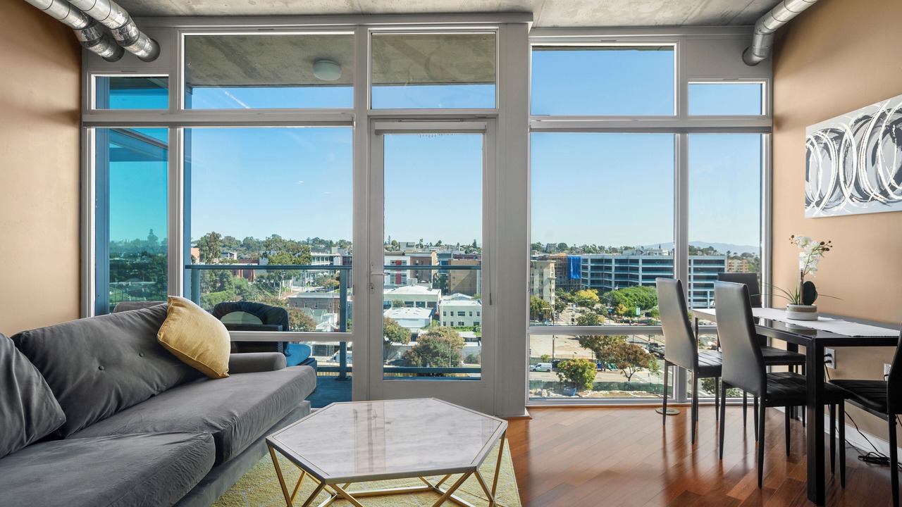 Photo of Livingroom in Civic Core