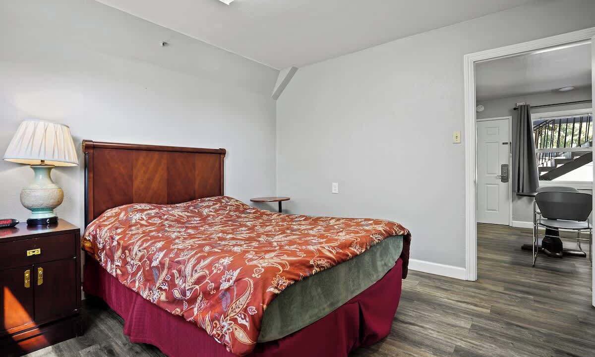 Photo of Bedroom in Fremont