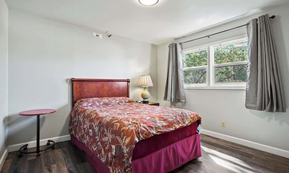 Photo of Bedroom in Fremont
