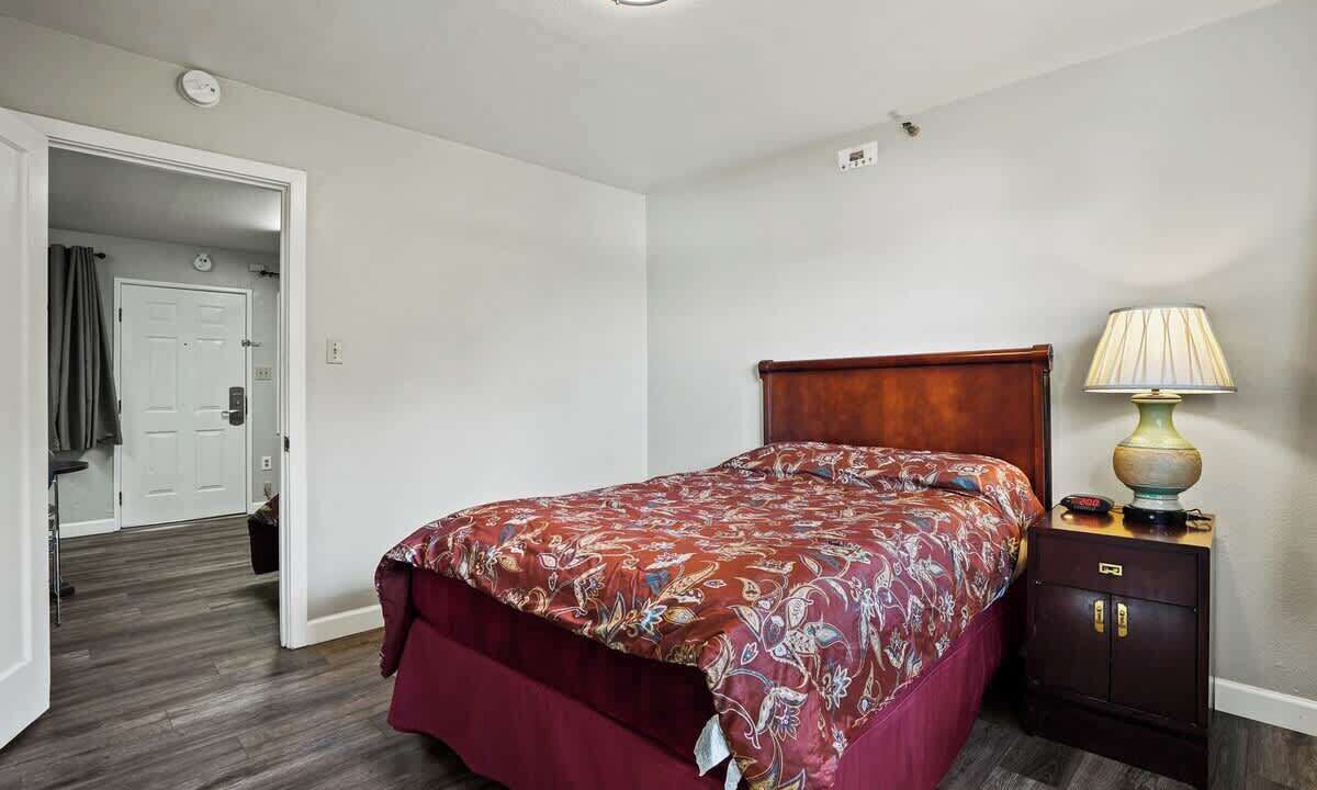 Photo of Bedroom in Fremont