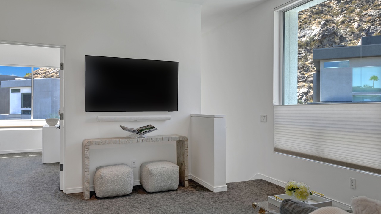Photo of Livingroom in The Mesa