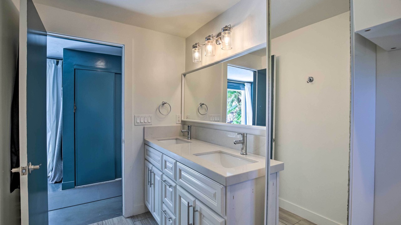 Photo of Bathroom in Fairmount Park