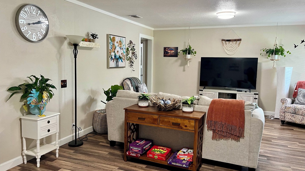 Photo of Livingroom in McKinleyville