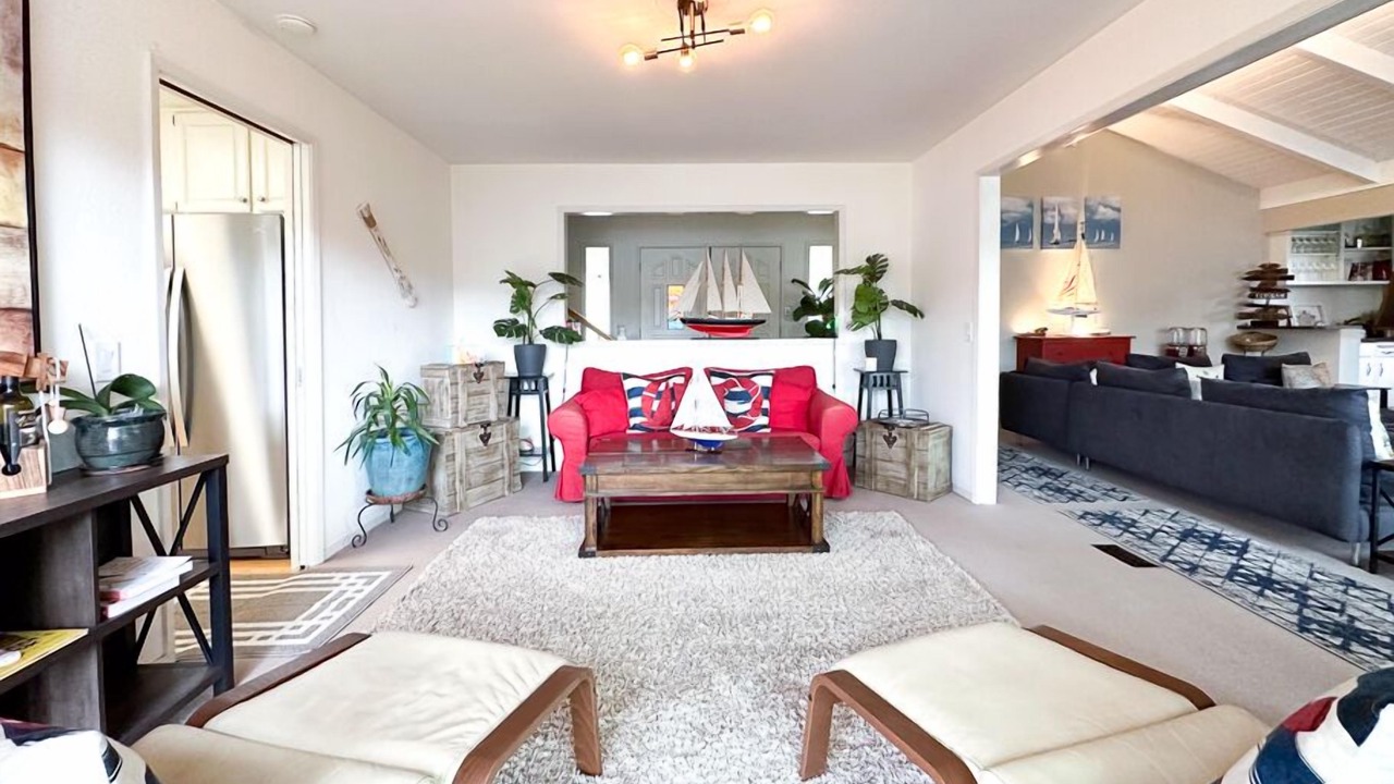Photo of Livingroom in Country Club