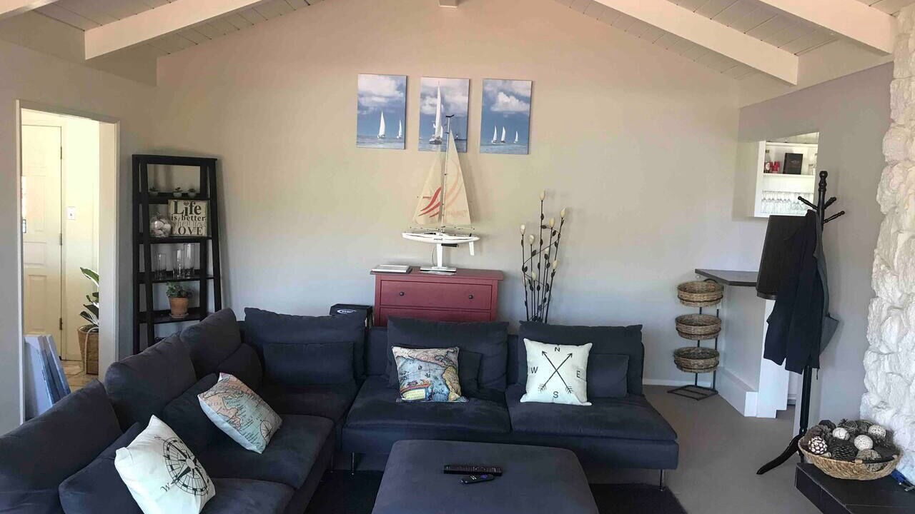 Photo of Livingroom in Country Club
