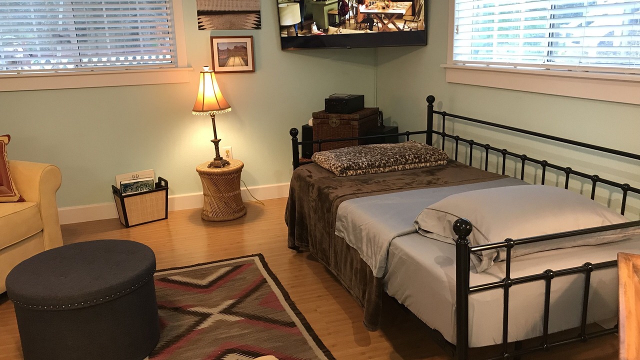 Photo of Bedroom in Carpenter Canyon