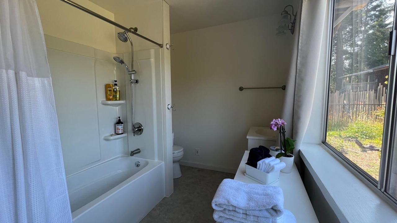 Photo of Bathroom in Fort Bragg