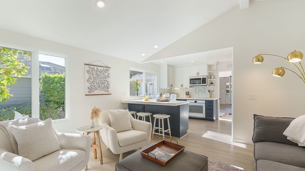 Photo of Bedroom in Carmel Point