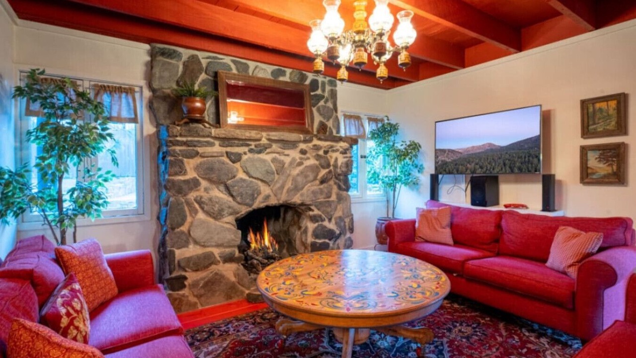 Photo of Livingroom in Wrightwood