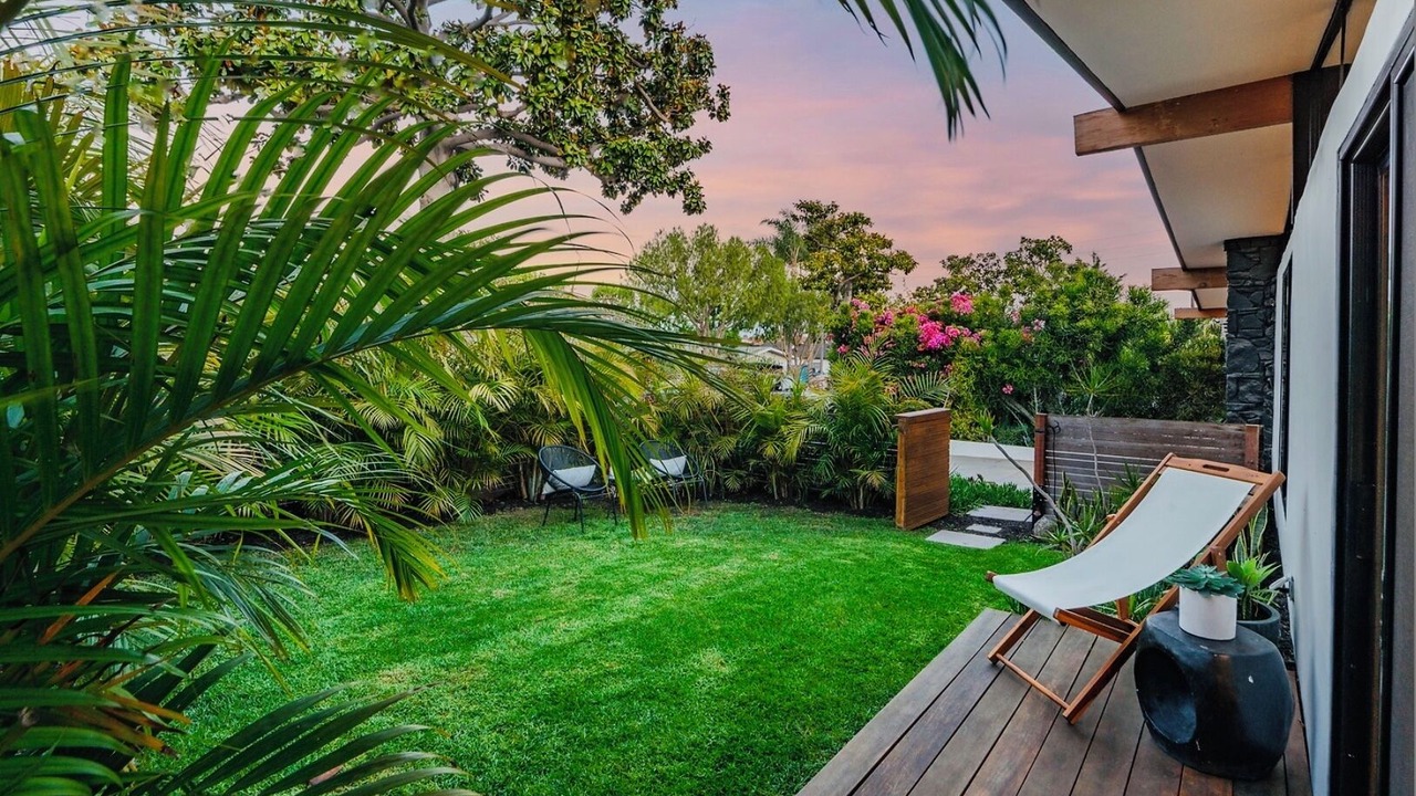 Photo of Patio Balcony in Harbor