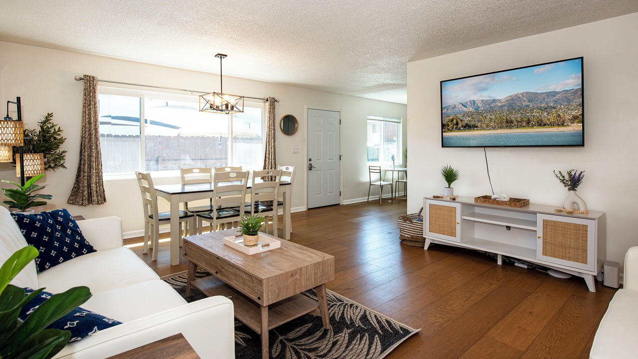 Photo of Livingroom in East Beach