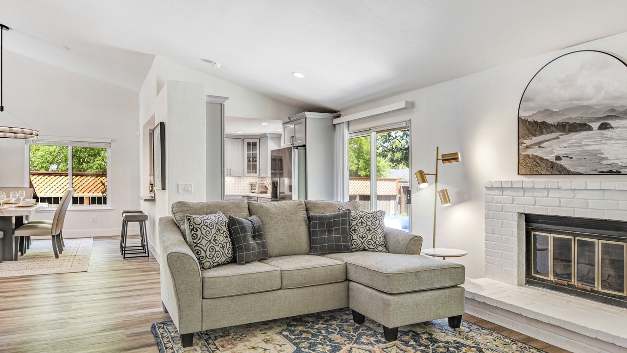 Photo of Livingroom in Santa Rosa