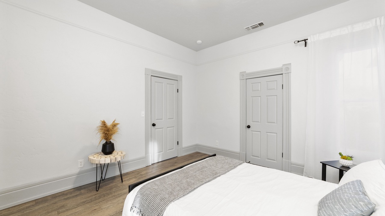 Photo of Bedroom in Land Park