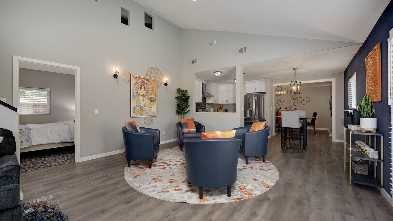 Photo of Livingroom in Southeastern Sacramento