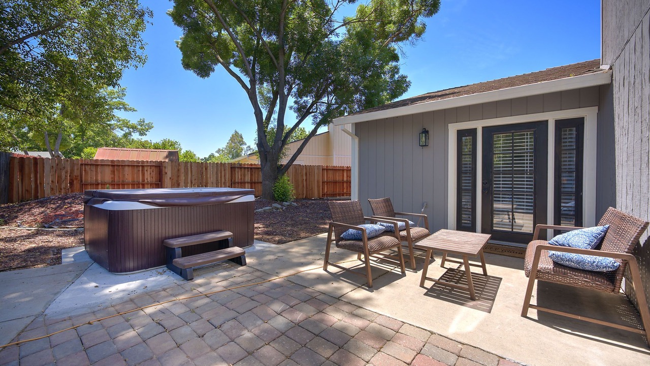 Photo of Patio Balcony in Southeastern Sacramento