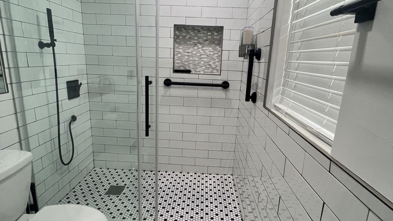 Photo of Bathroom in Ahwahnee