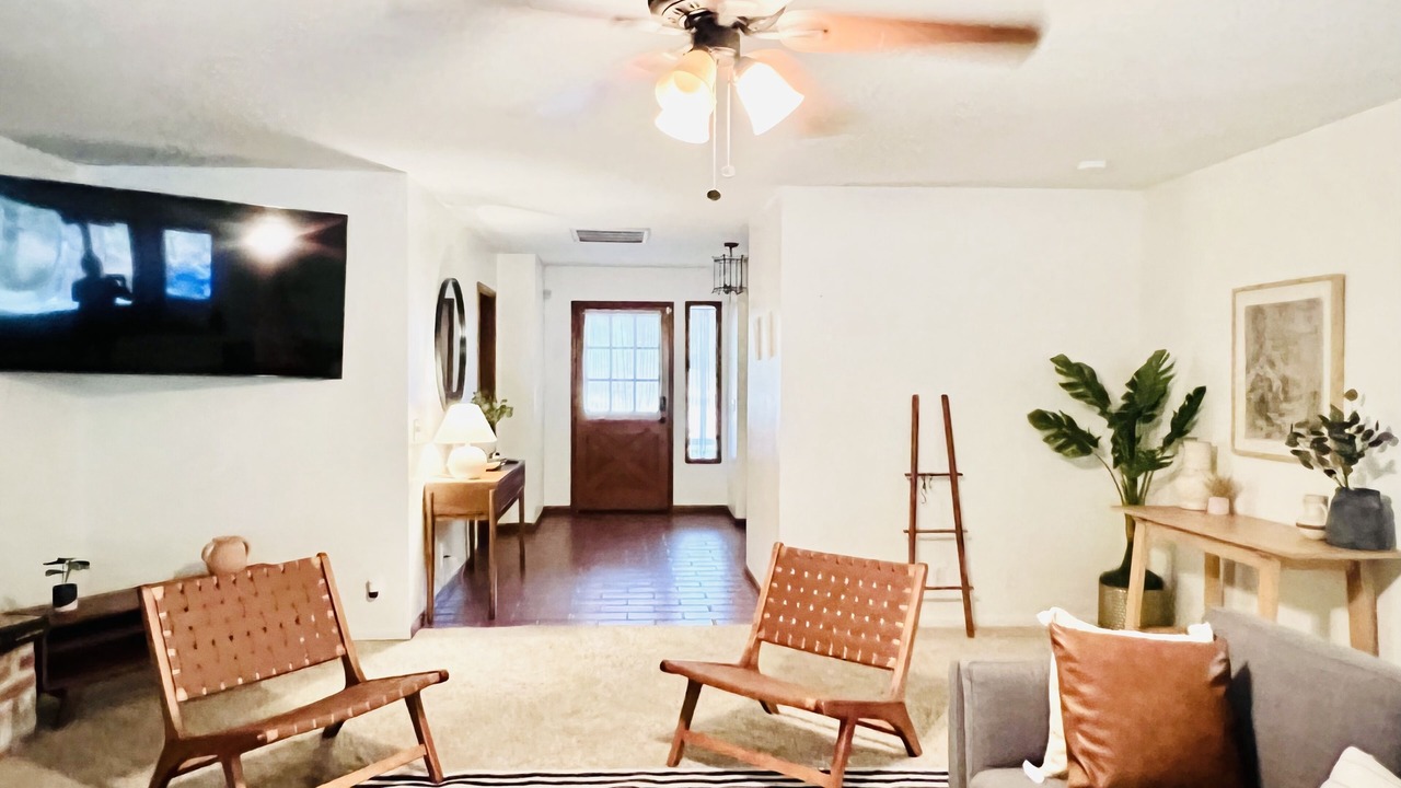 Photo of Livingroom in Mariposa