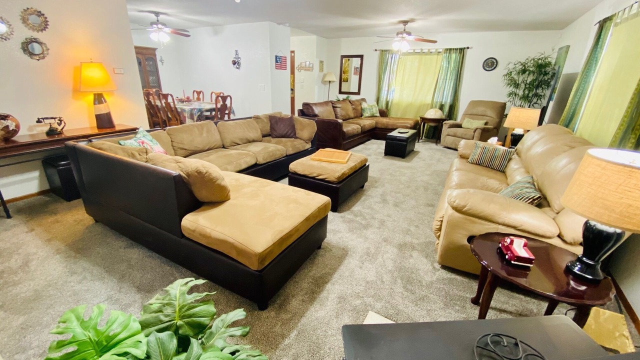 Photo of Livingroom in North Auburn