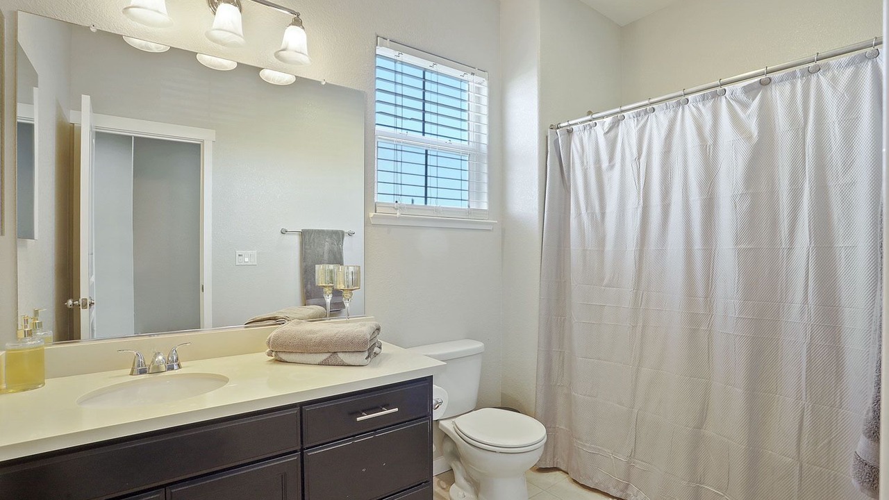 Photo of Bathroom in Lathrop