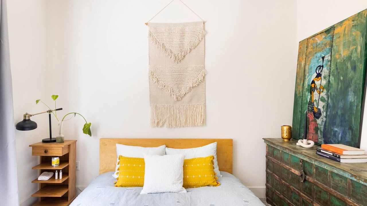 Photo of Bedroom in Newark