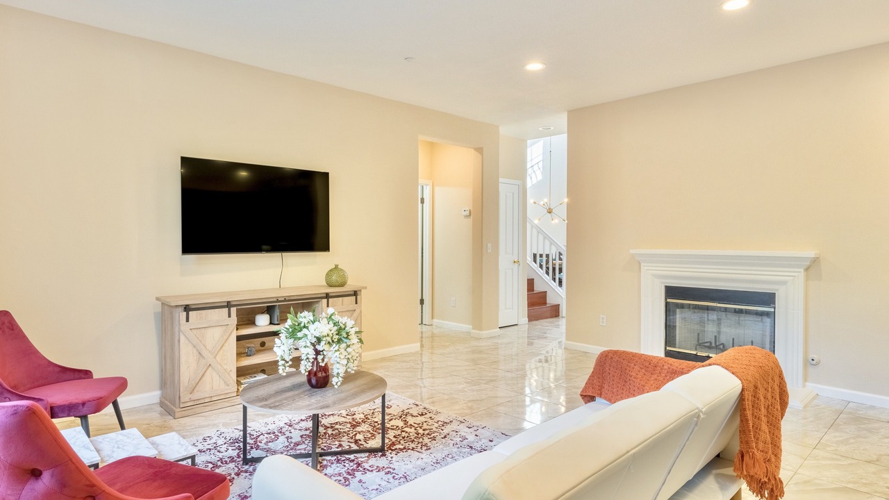 Photo of Livingroom in Union City