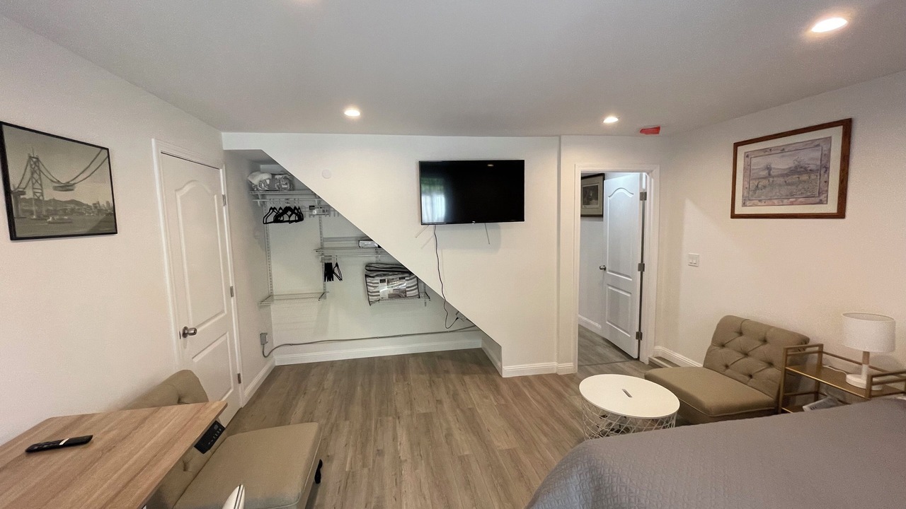 Photo of Bedroom in Outer Mission
