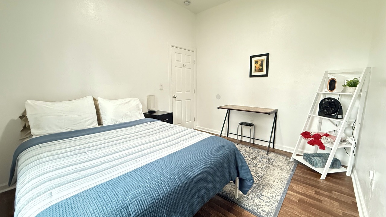 Photo of Bedroom in Dinuba