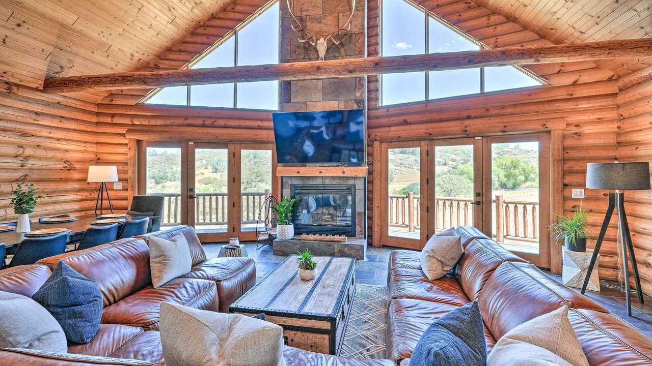 Photo of Livingroom in Valley Springs
