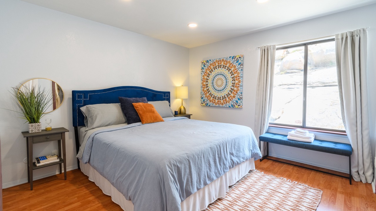 Photo of Bedroom in Valley Center
