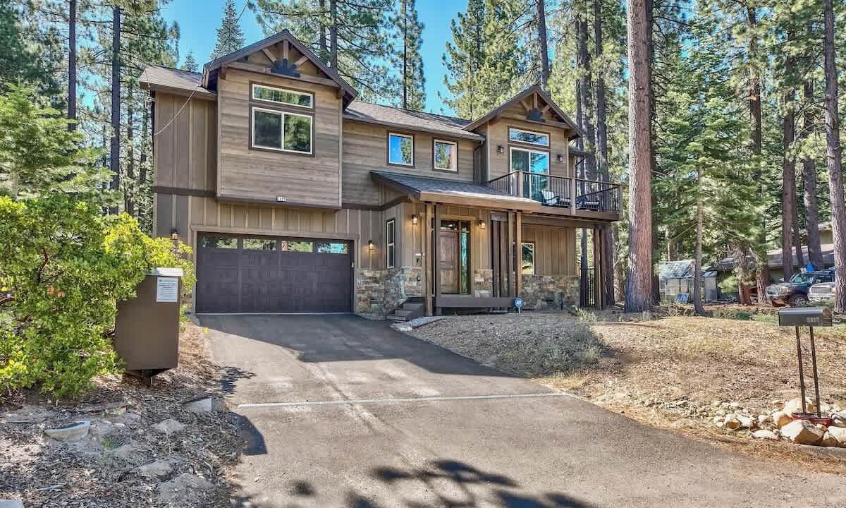Photo of Outdoor in Country Club Estates