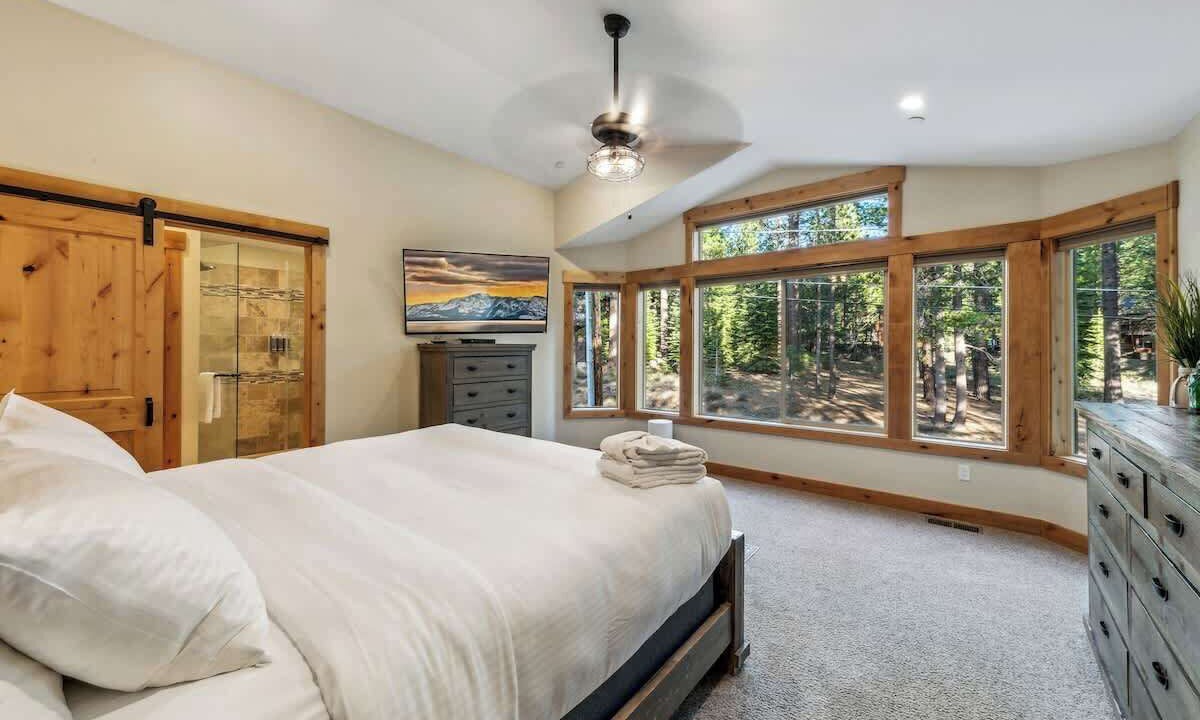 Photo of Bedroom in Tahoe Paradise
