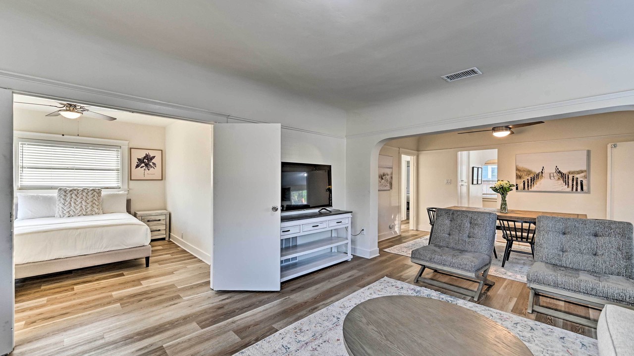 Photo of Livingroom in Old Poway